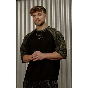 YOUNGLA Camo Tee Shirt Oversized Short Sleeve Size Medium